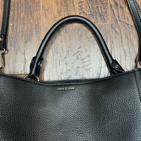 Love and lore purse - Picture 2 of 6